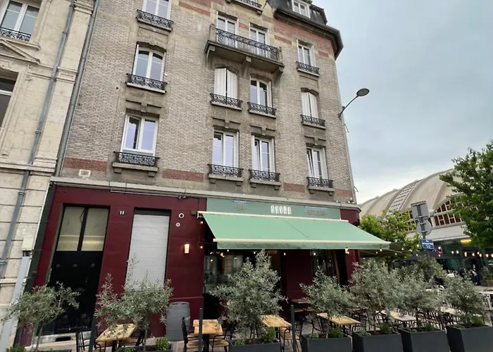 Апартаменты Au Coeur Du Boulingrin *